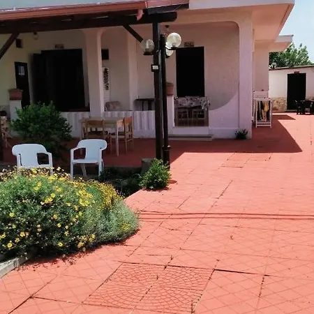 Casa vacanze Itaca Sant Isidoro (Apulia)