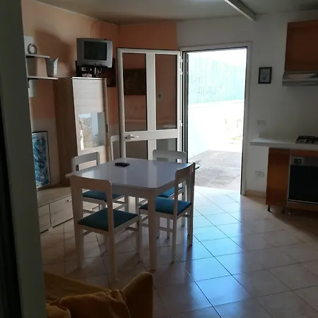 Itaca Tatil Evi Sant Isidoro (Apulia)